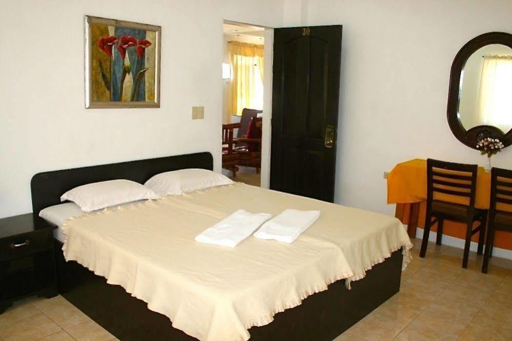Island Inn Boracay Balabag  ภายนอก รูปภาพ